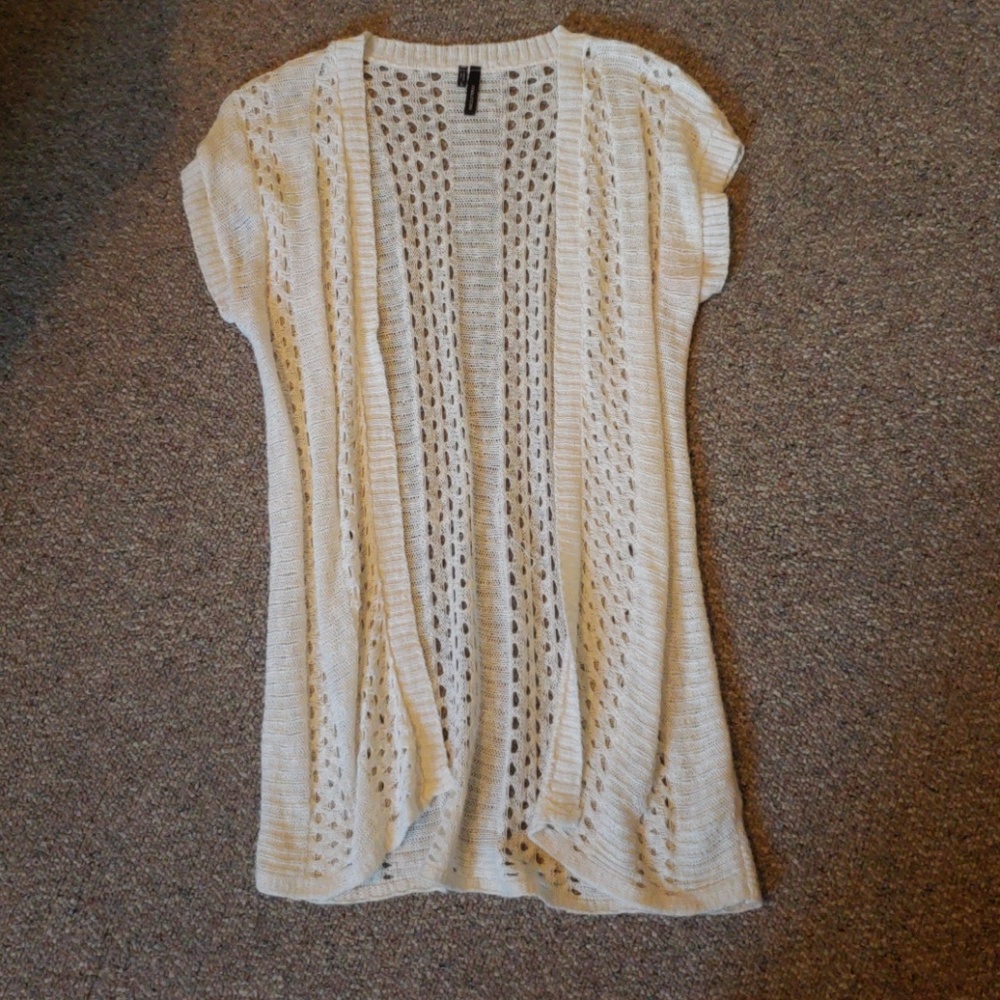 Cream crochet short sleeve cardigan